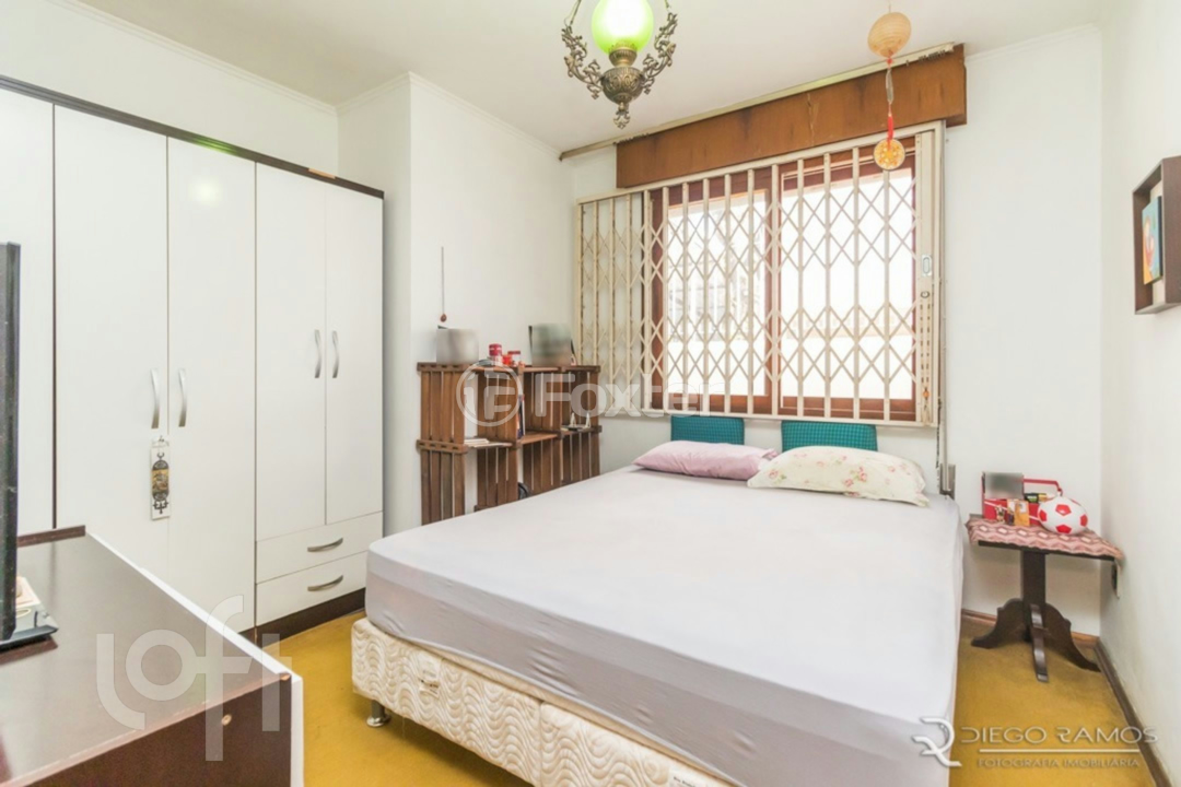 Casa à venda com 4 quartos, 260m² - Foto 15