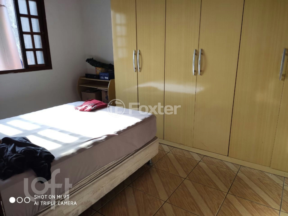 Casa à venda com 2 quartos, 66m² - Foto 4