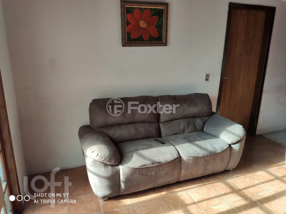 Casa à venda com 2 quartos, 66m² - Foto 2