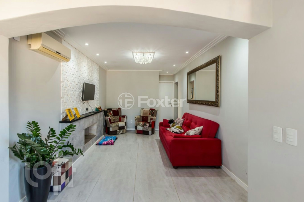 Casa à venda com 2 quartos, 216m² - Foto 2