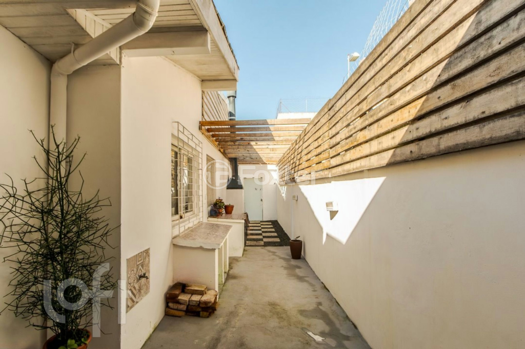Casa à venda com 2 quartos, 216m² - Foto 18