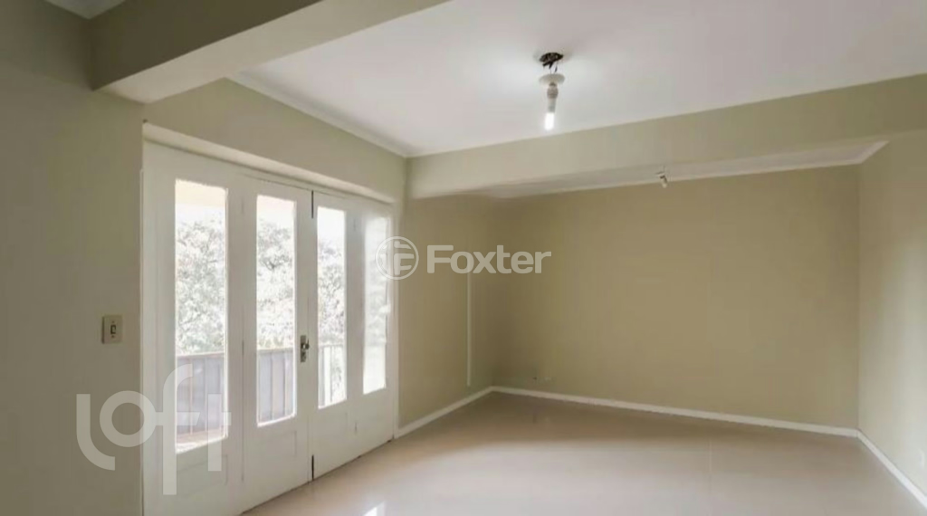Apartamento à venda com 3 quartos, 105m² - Foto 2