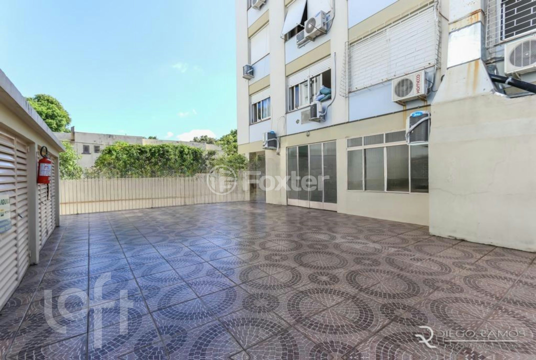 Apartamento à venda com 3 quartos, 107m² - Foto 27