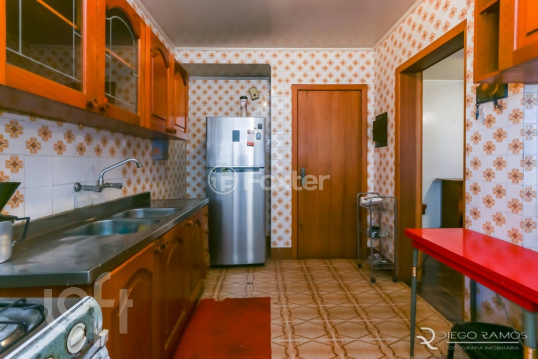 Apartamento à venda com 3 quartos, 107m² - Foto 19