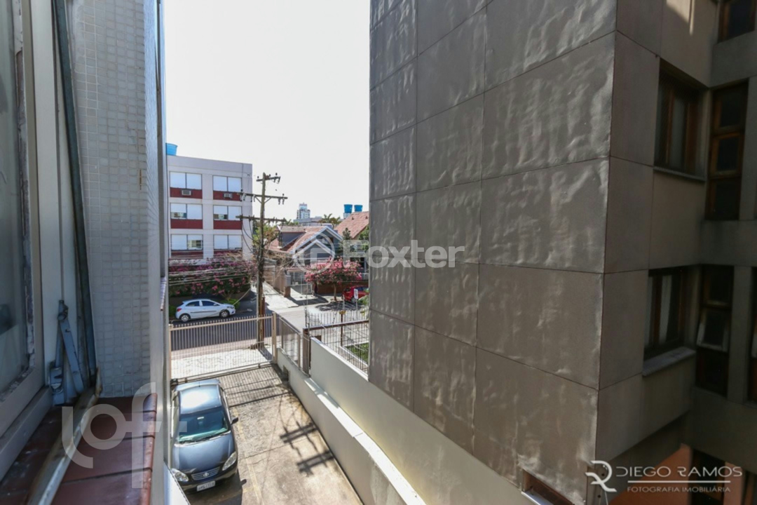 Apartamento à venda com 3 quartos, 107m² - Foto 28