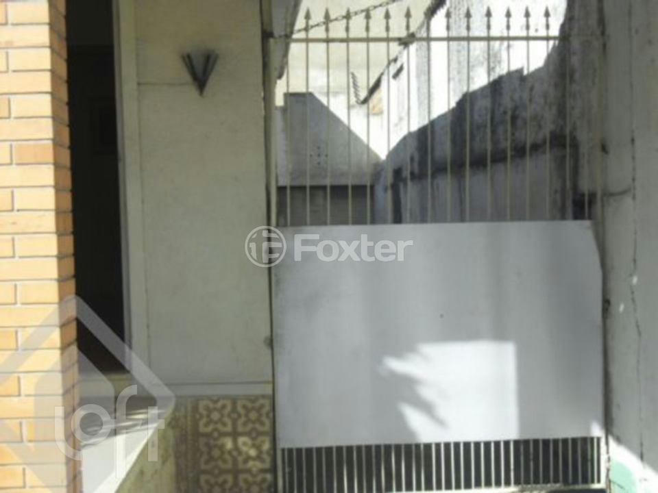 Casa à venda com 2 quartos, 48m² - Foto 2