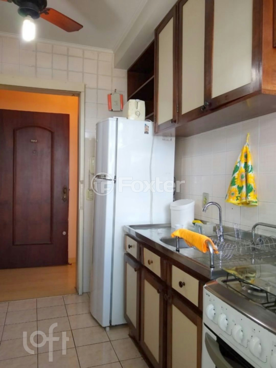 Apartamento à venda com 2 quartos, 68m² - Foto 11