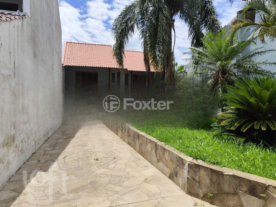 Casa à venda com 3 quartos, 180m² - Foto 2