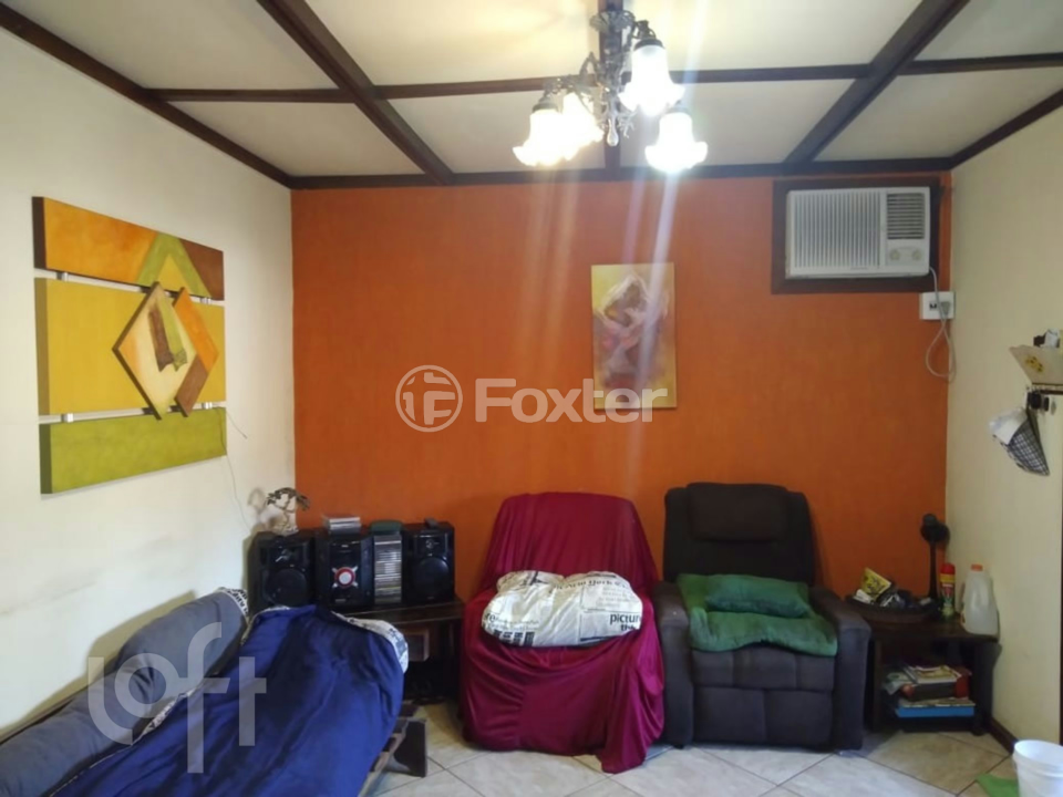 Casa à venda com 2 quartos, 110m² - Foto 2