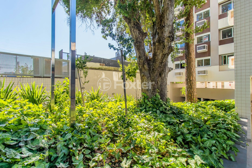 Apartamento à venda com 2 quartos, 75m² - Foto 26