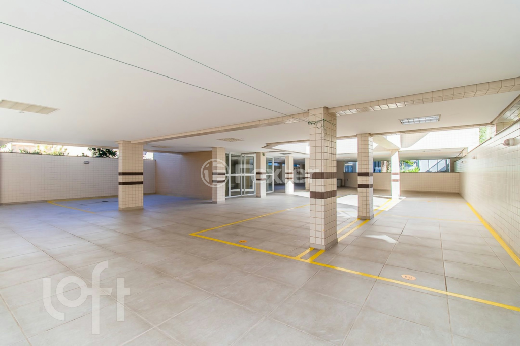 Apartamento à venda com 2 quartos, 75m² - Foto 19