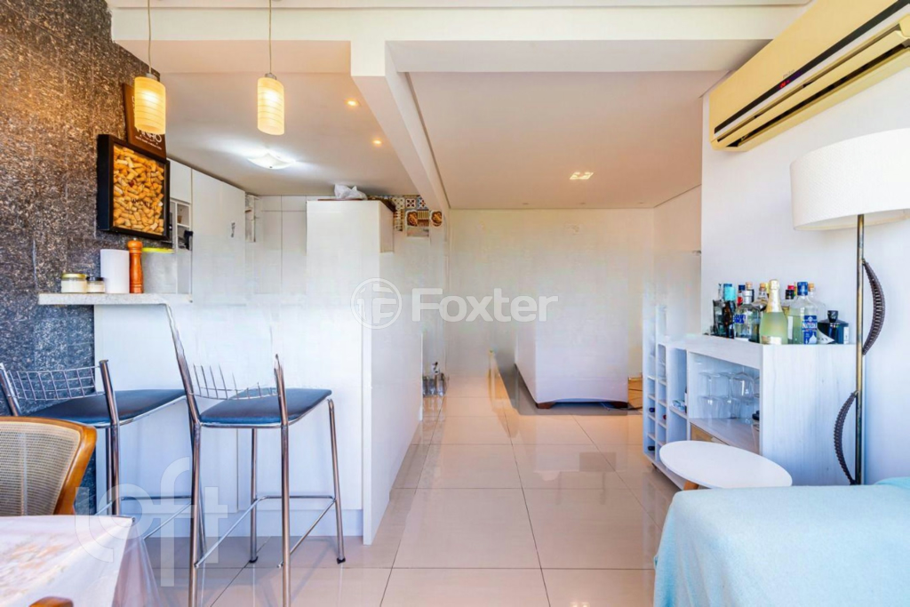 Apartamento à venda com 3 quartos, 74m² - Foto 3
