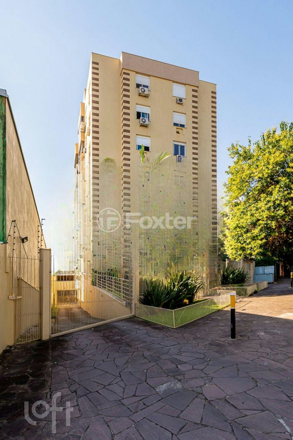 Apartamento à venda com 3 quartos, 74m² - Foto 25