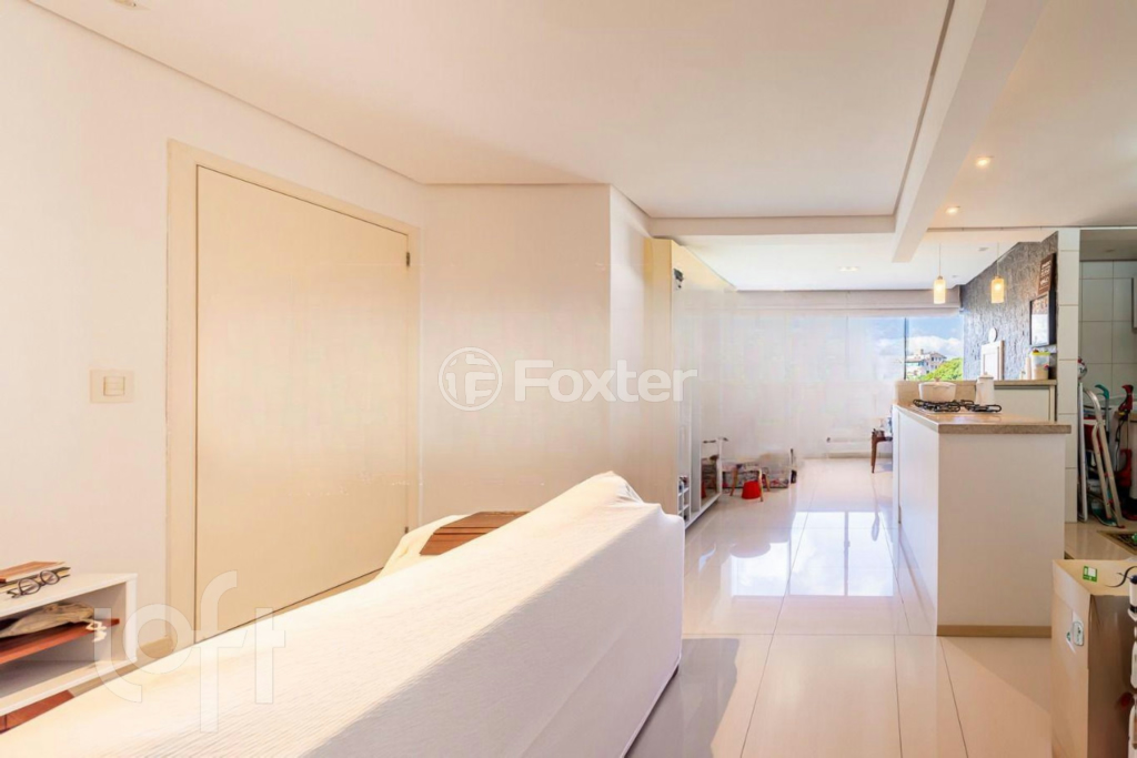Apartamento à venda com 3 quartos, 74m² - Foto 1