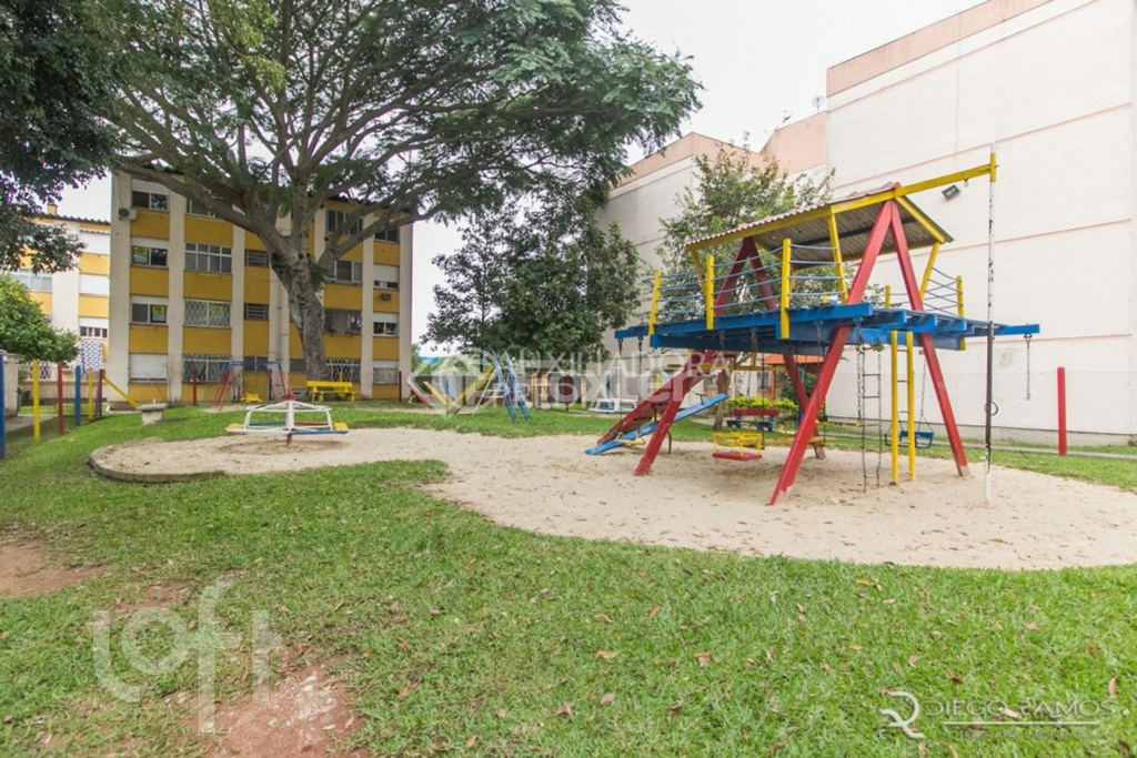 Apartamento à venda com 2 quartos, 55m² - Foto 13