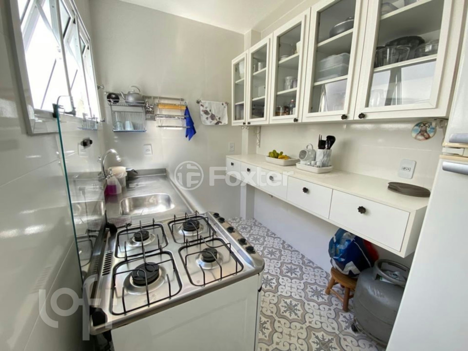 Apartamento à venda com 2 quartos, 57m² - Foto 2