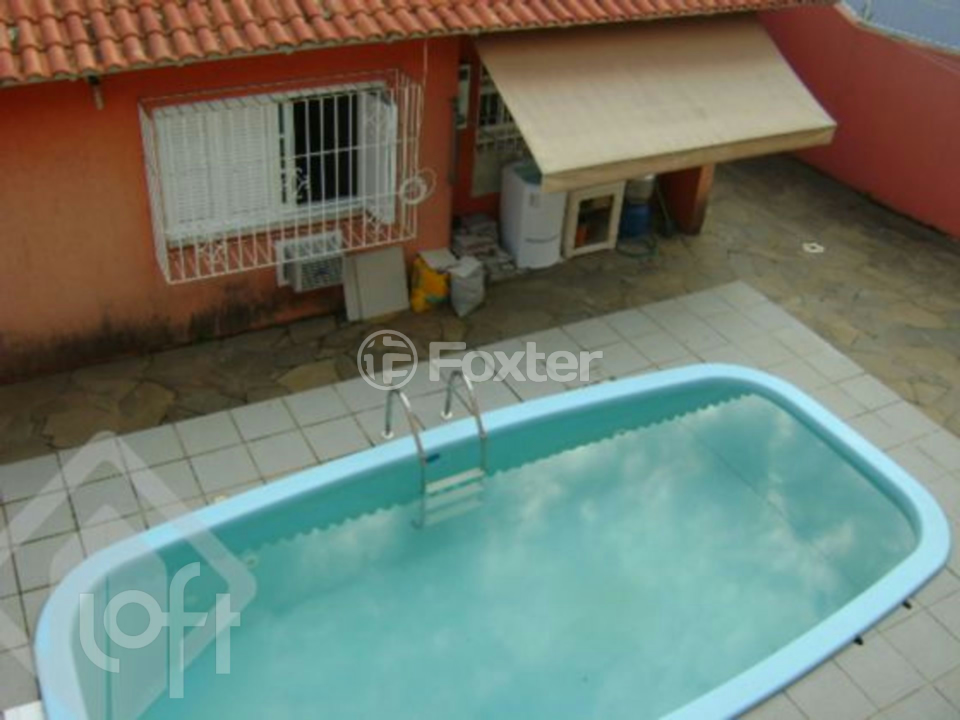 Casa à venda com 3 quartos, 195m² - Foto 2