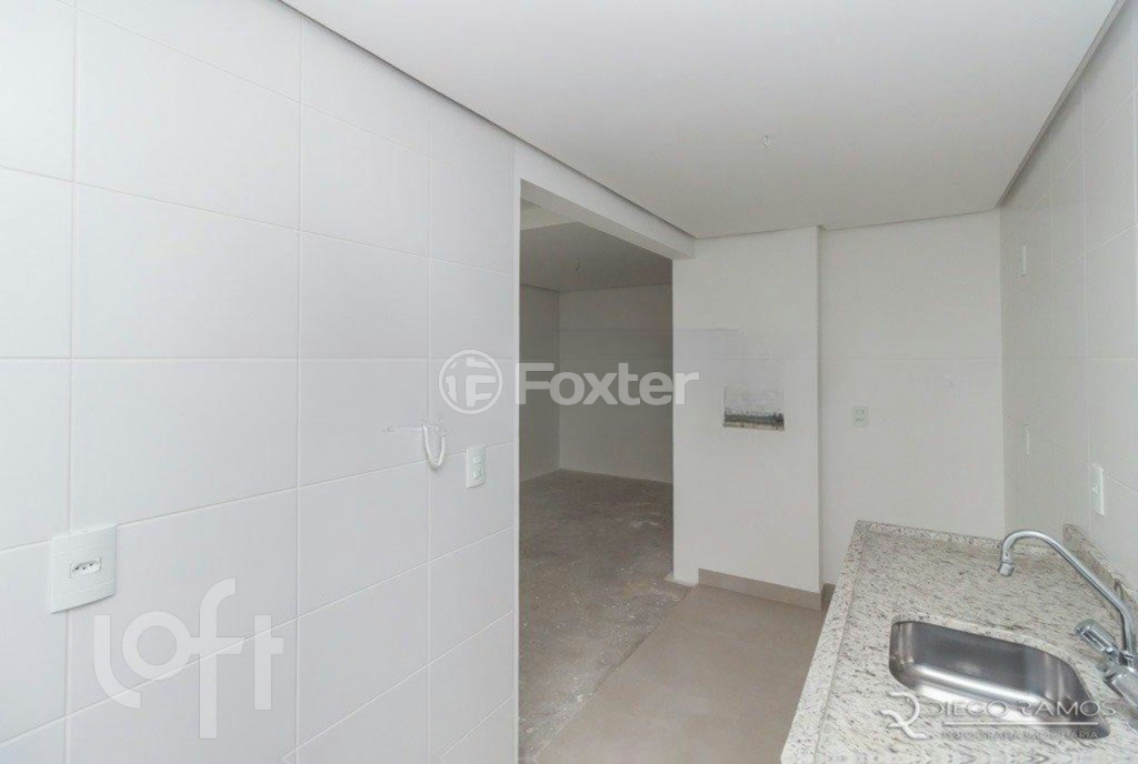 Apartamento à venda com 2 quartos, 66m² - Foto 17