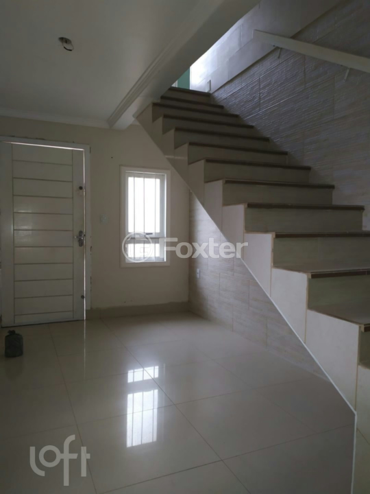 Casa à venda com 2 quartos, 300m² - Foto 1