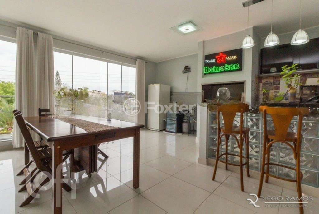 Casa à venda com 4 quartos, 244m² - Foto 7