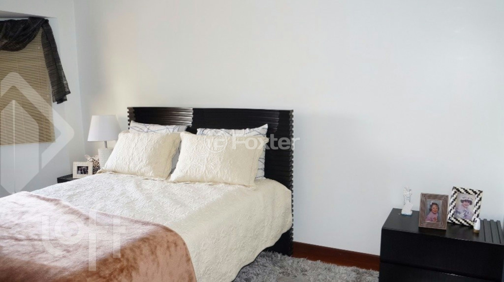 Casa à venda com 3 quartos, 460m² - Foto 8