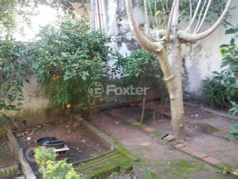 Casa à venda com 3 quartos, 230m² - Foto 7