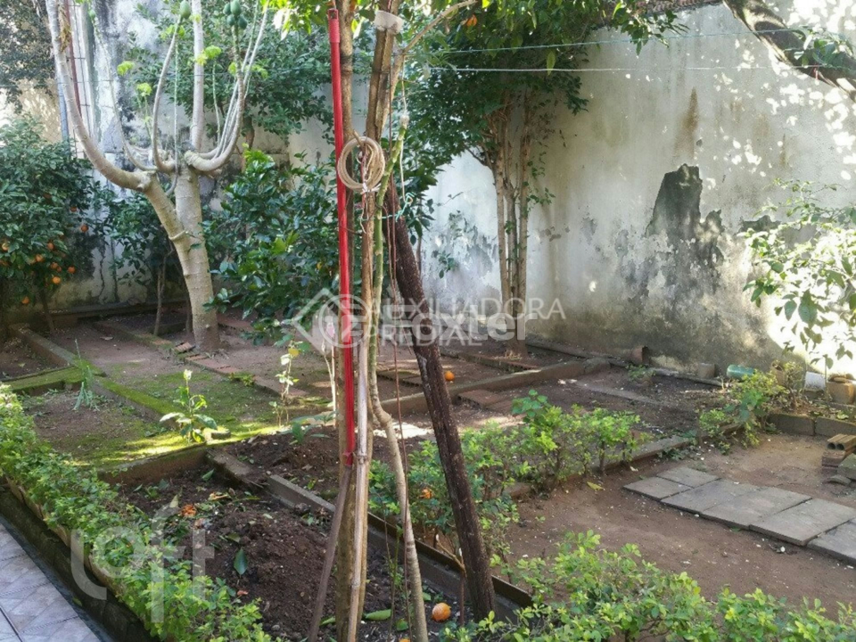 Casa à venda com 3 quartos, 230m² - Foto 5