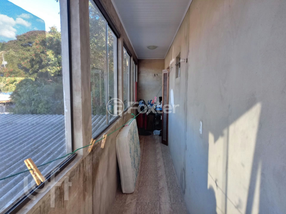 Casa à venda com 4 quartos, 240m² - Foto 13