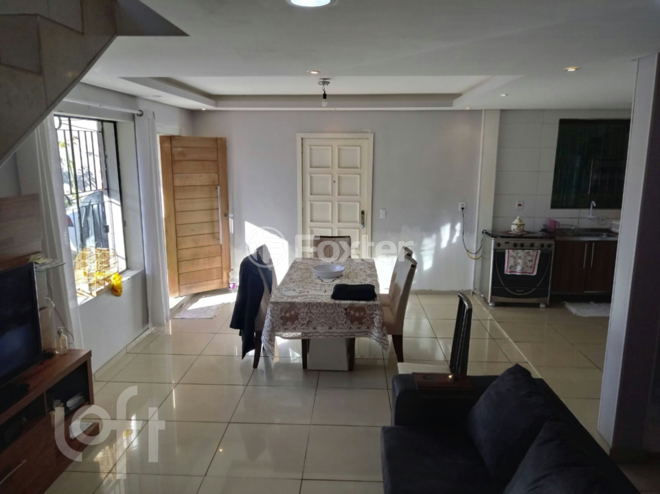 Casa à venda com 4 quartos, 240m² - Foto 4