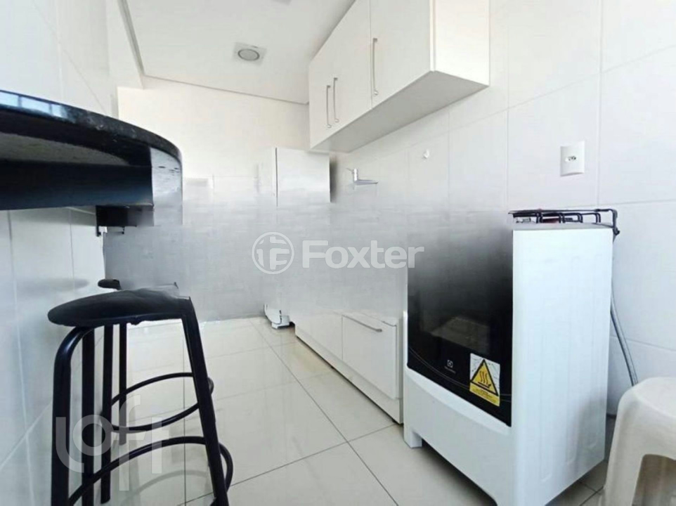 Apartamento à venda com 2 quartos, 66m² - Foto 11