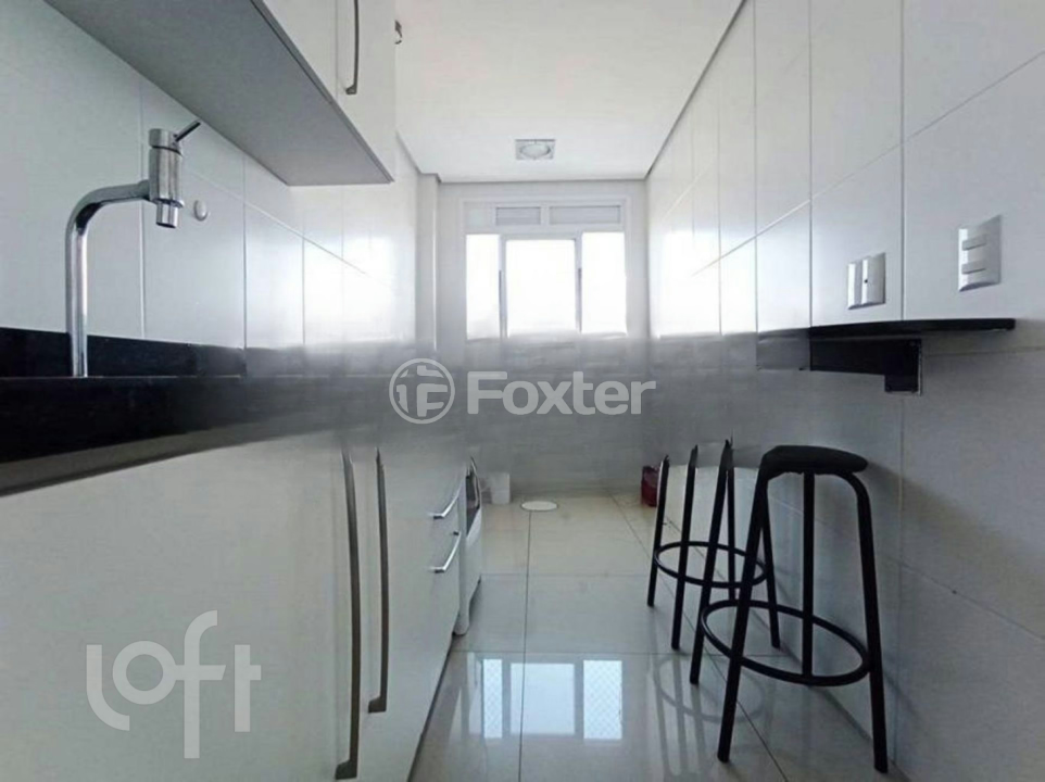 Apartamento à venda com 2 quartos, 66m² - Foto 12