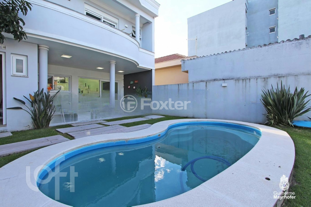 Casa à venda com 3 quartos, 206m² - Foto 4