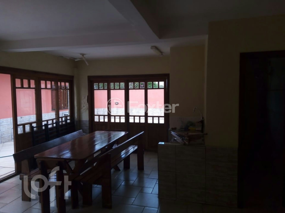Casa à venda com 3 quartos, 178m² - Foto 3