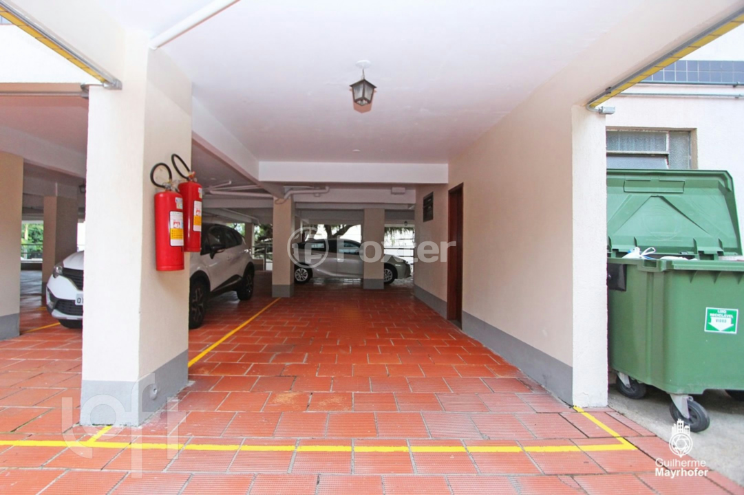 Apartamento à venda com 2 quartos, 76m² - Foto 17