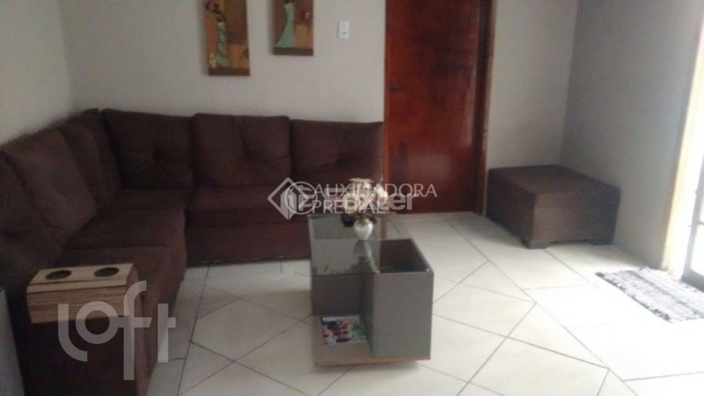 Casa à venda com 3 quartos, 96m² - Foto 4
