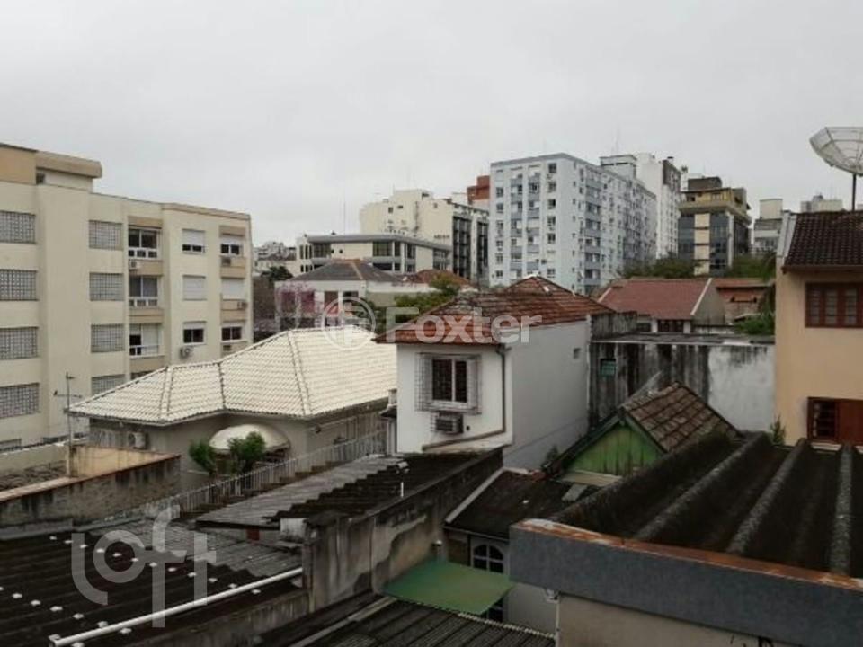 Apartamento à venda com 2 quartos, 70m² - Foto 11