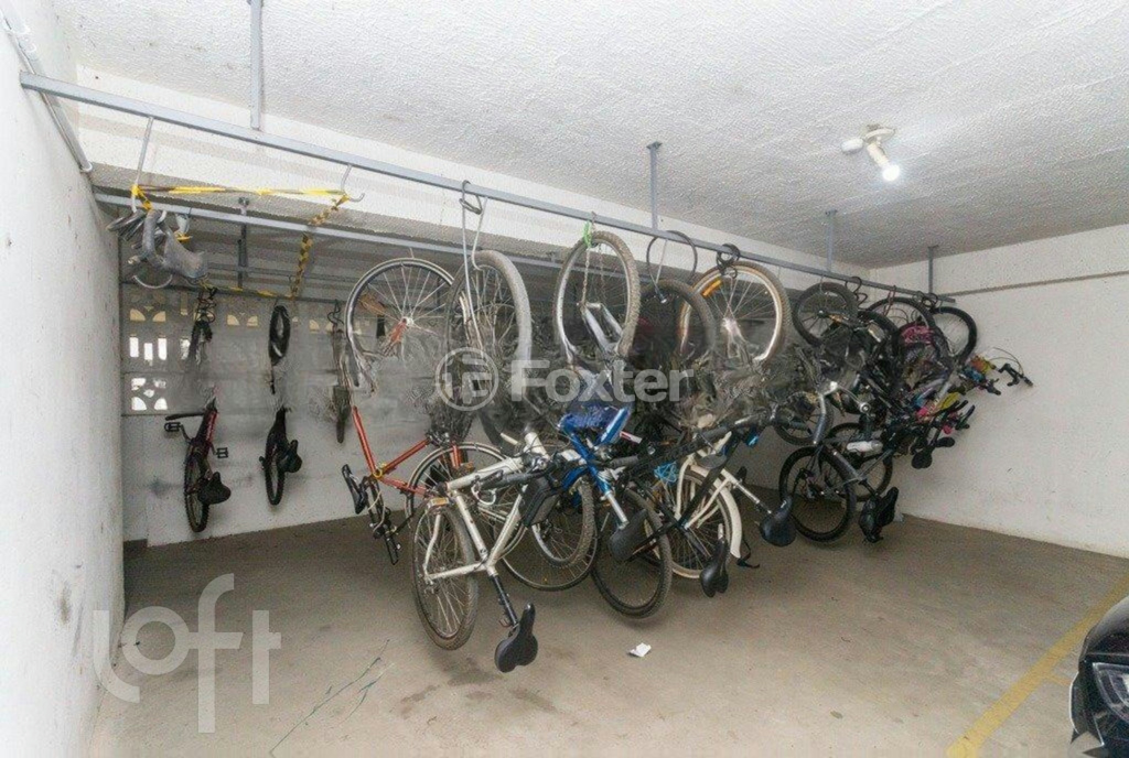 Apartamento à venda com 2 quartos, 70m² - Foto 26