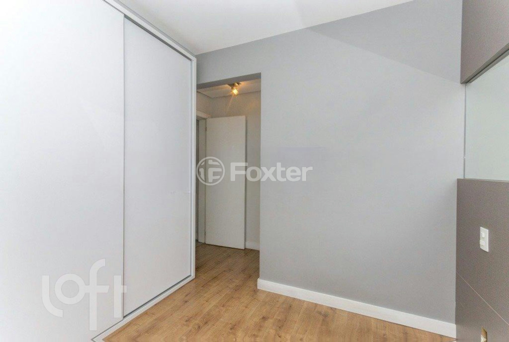 Apartamento à venda com 2 quartos, 70m² - Foto 10