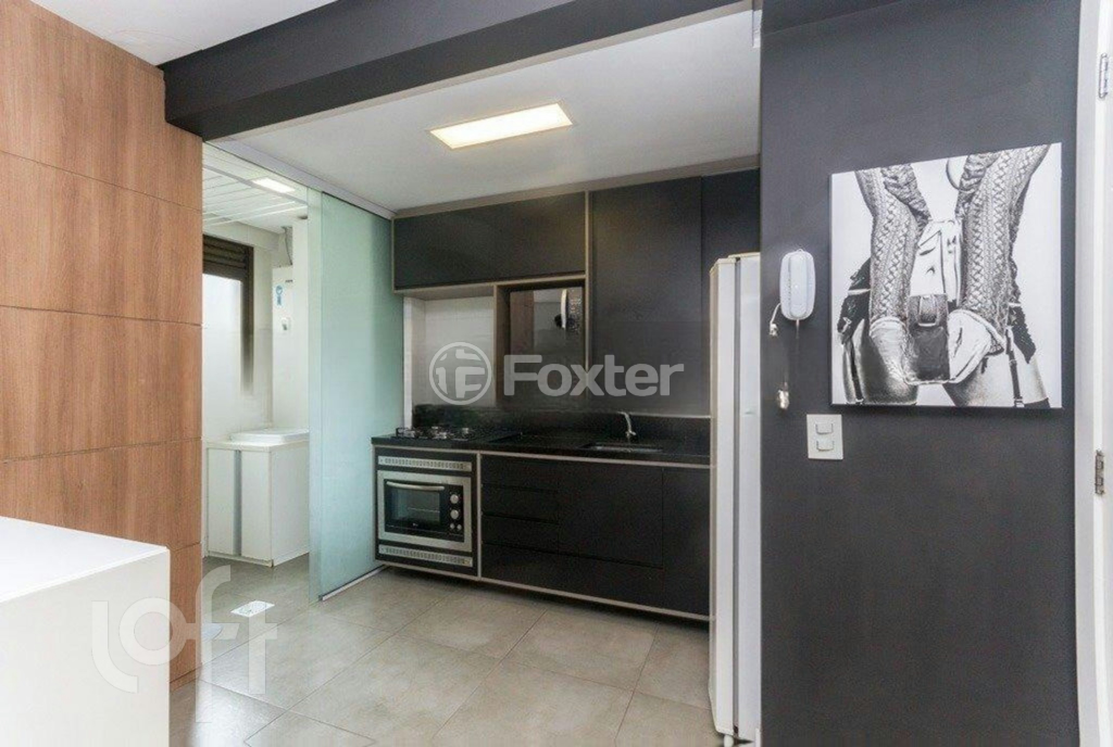 Apartamento à venda com 2 quartos, 70m² - Foto 4