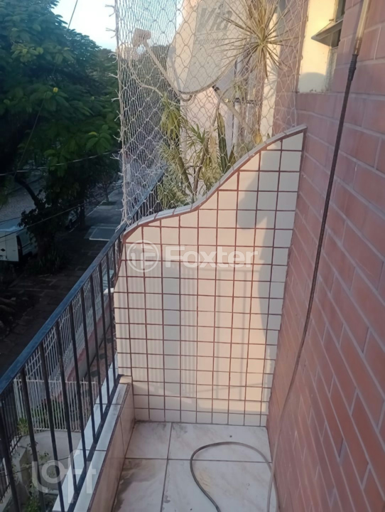 Apartamento à venda com 3 quartos, 88m² - Foto 2