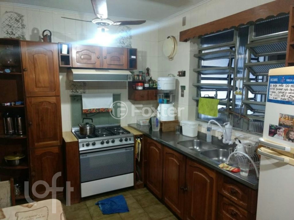 Casa à venda com 3 quartos, 169m² - Foto 3