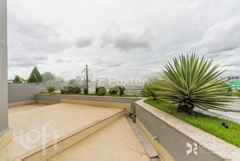Apartamento à venda com 3 quartos, 234m² - Foto 1