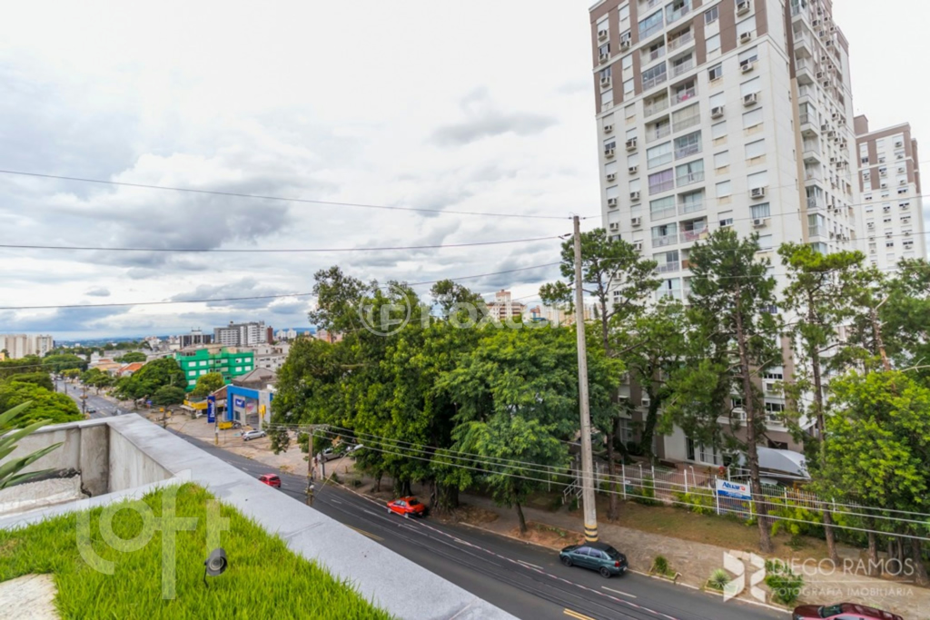 Apartamento à venda com 3 quartos, 234m² - Foto 13