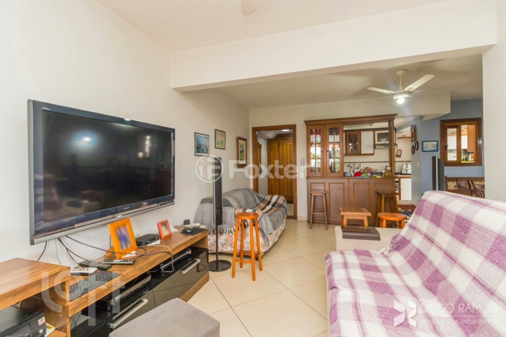 Apartamento à venda com 3 quartos, 234m² - Foto 3