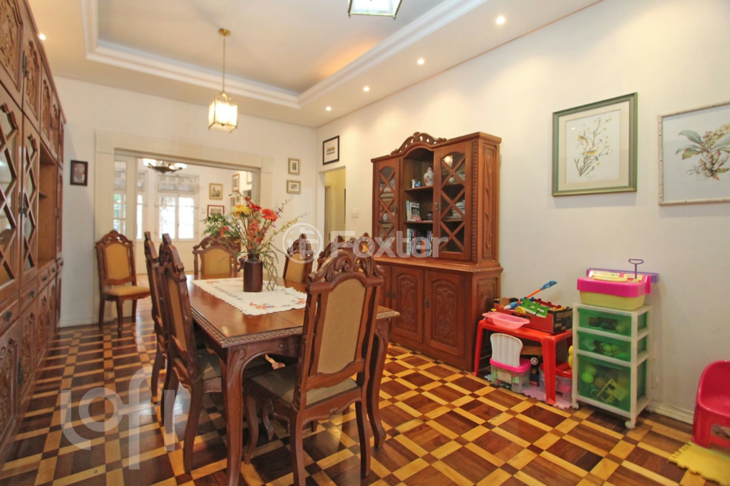 Casa à venda com 3 quartos, 370m² - Foto 31