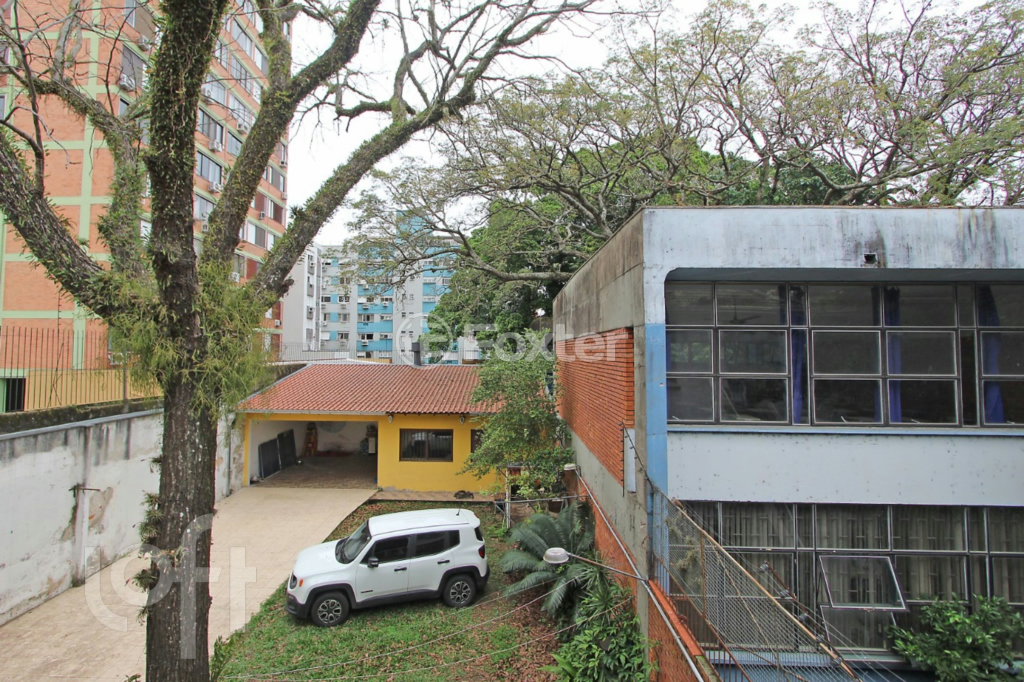 Casa à venda com 3 quartos, 370m² - Foto 22