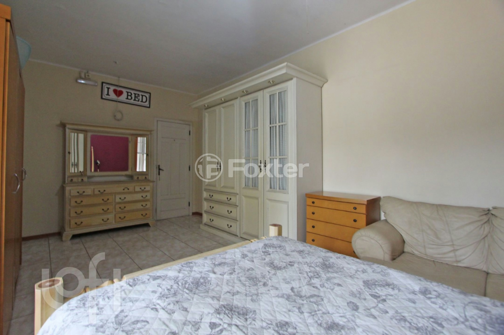 Casa à venda com 3 quartos, 370m² - Foto 18