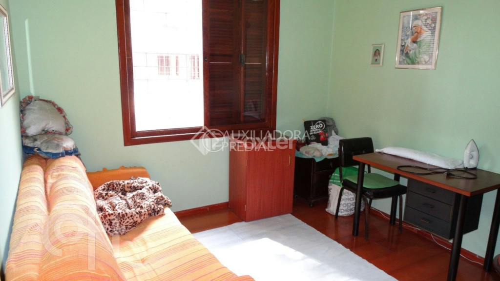 Casa à venda com 5 quartos, 203m² - Foto 5