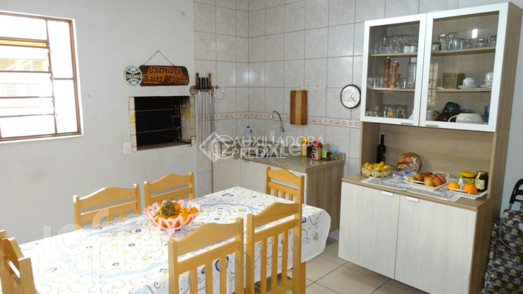 Casa à venda com 5 quartos, 203m² - Foto 13