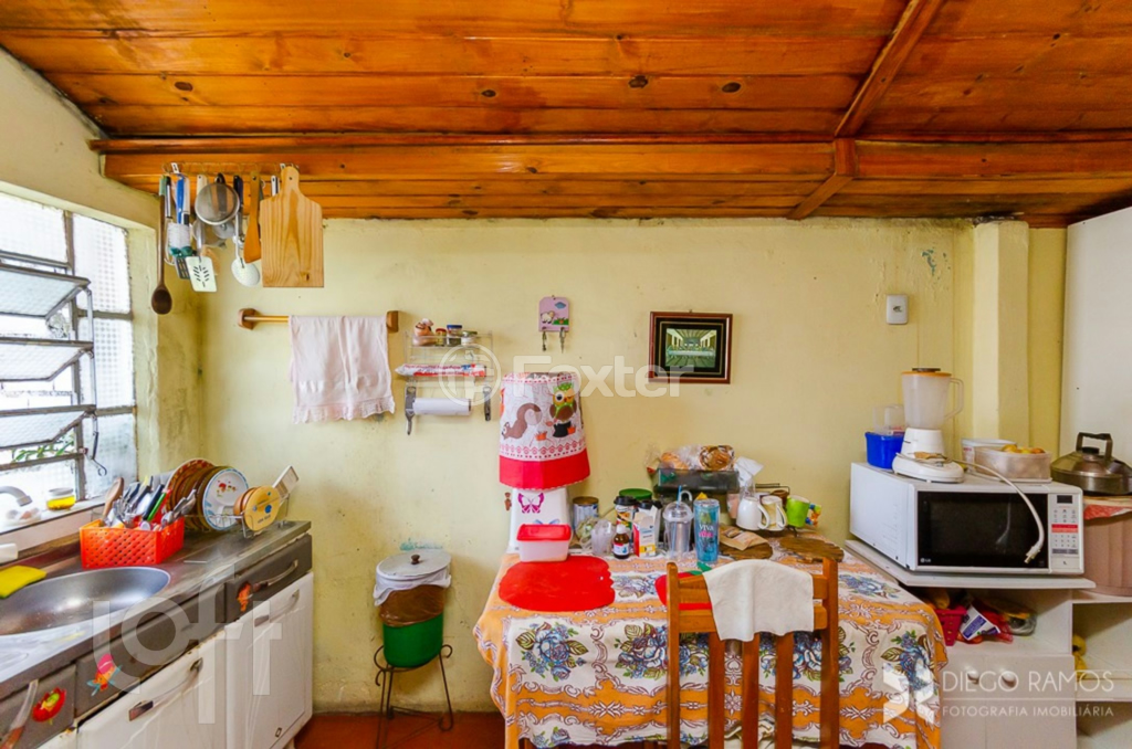 Casa à venda com 4 quartos, 200m² - Foto 12